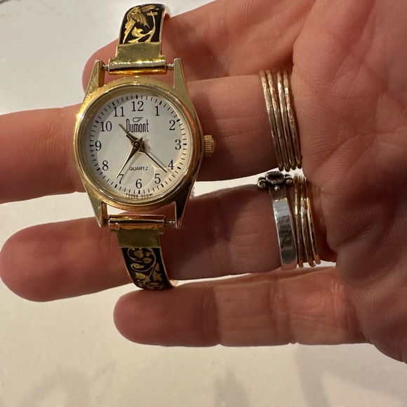 Women’s watch - Picture 9 of 9